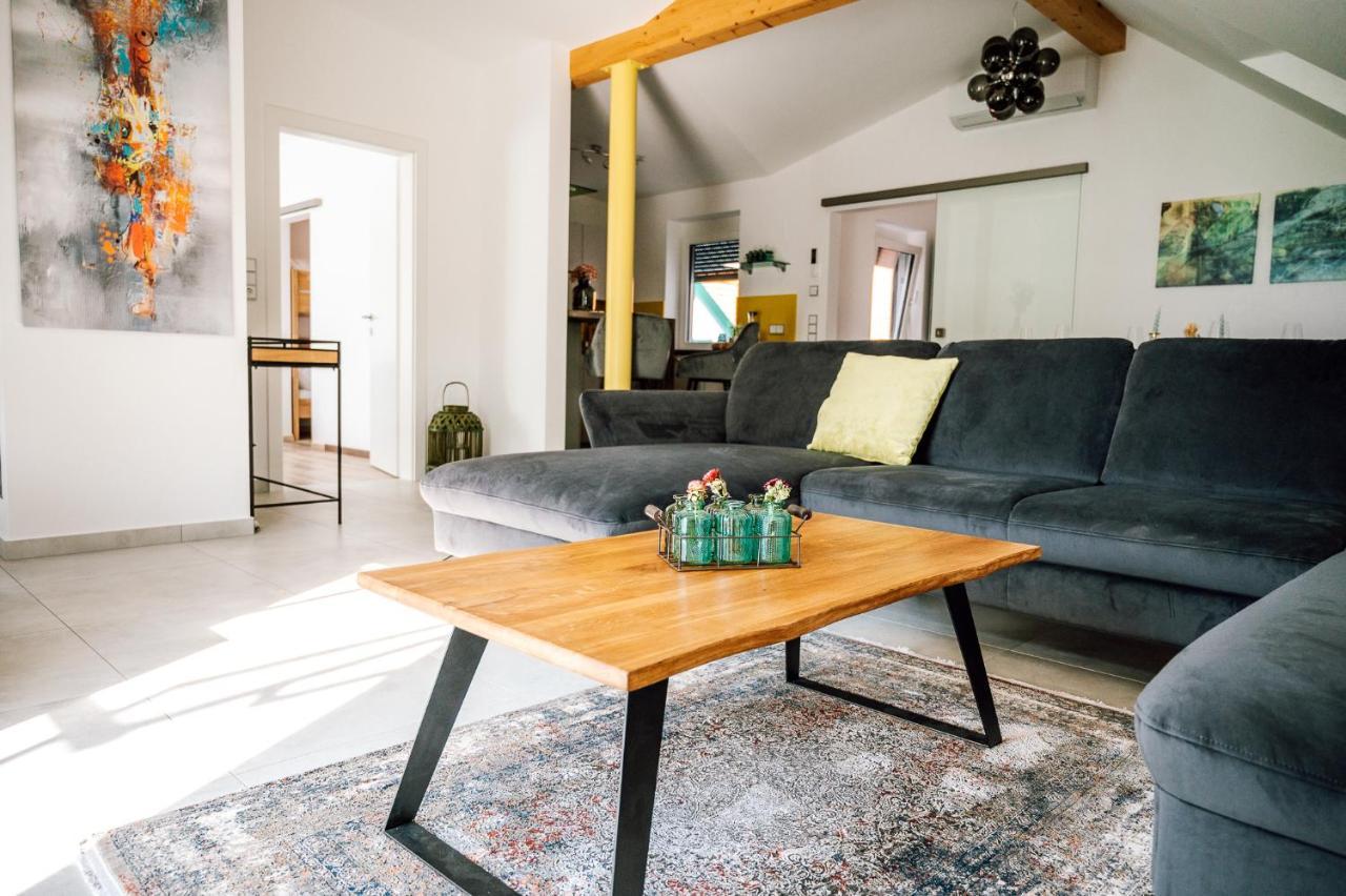 Landhaus Dasthomas Henndorf im Burgenland エクステリア 写真